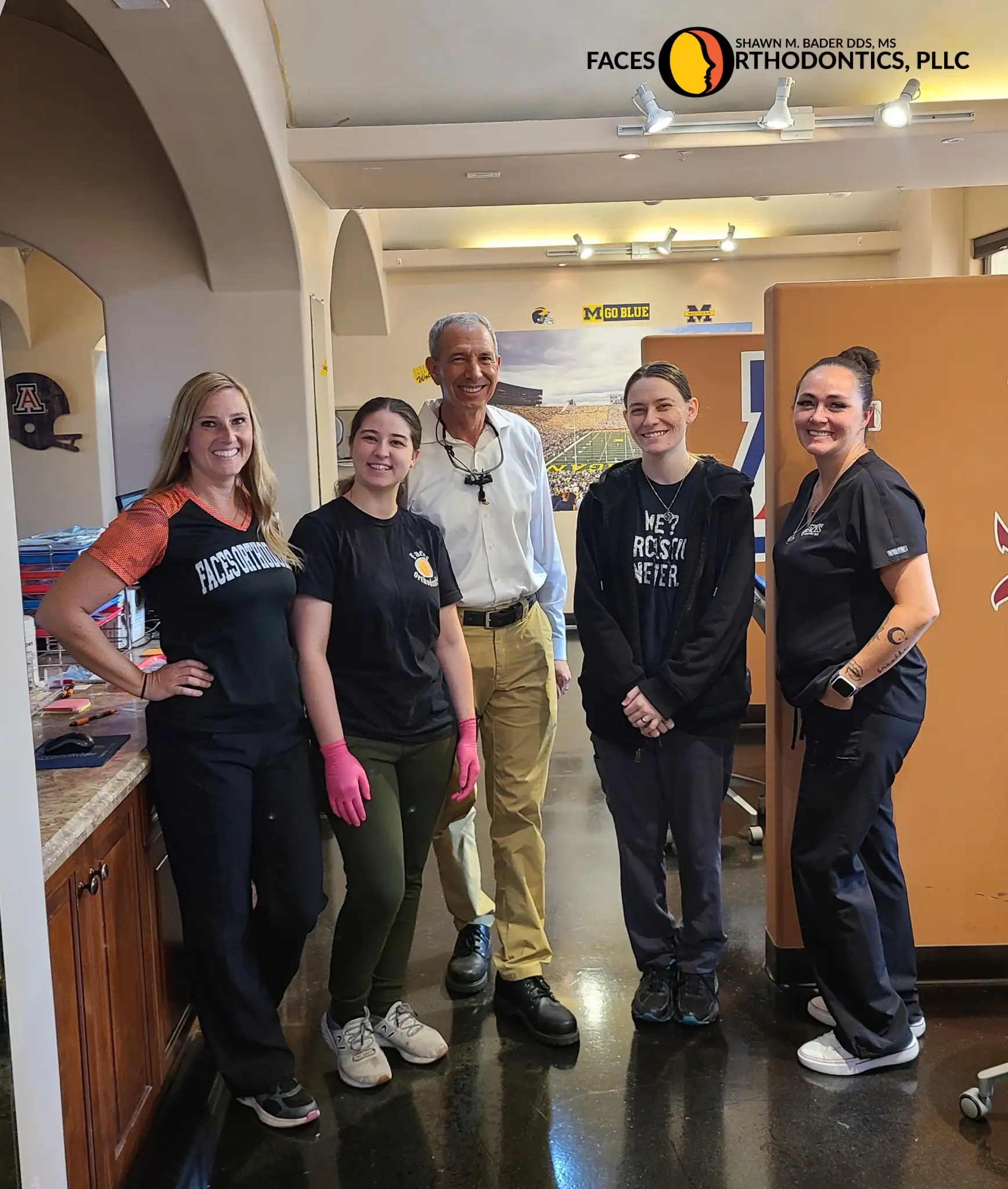 Dentist_Scottsdale_AZ_guy_With_Braces_Smiling